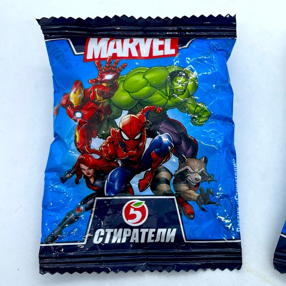 Marvel lot of 4 blind bags erasers
